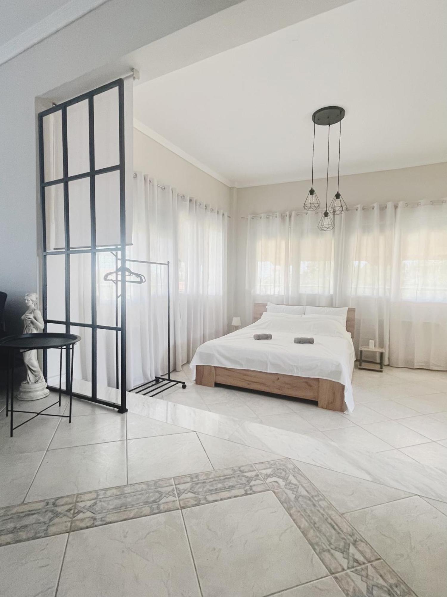 Jacque'S Boutique Suite Thessaloniki Exterior photo